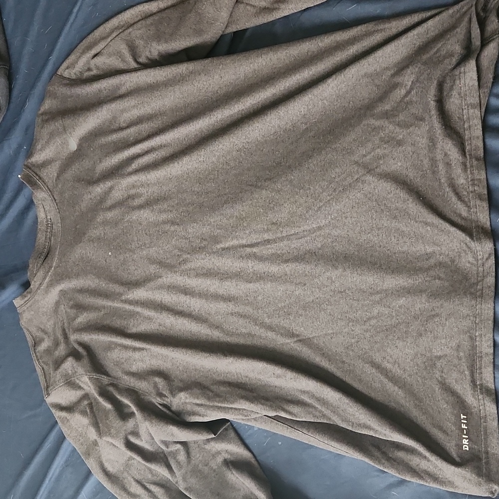 Grey Nike XL dri fit long sleeve.